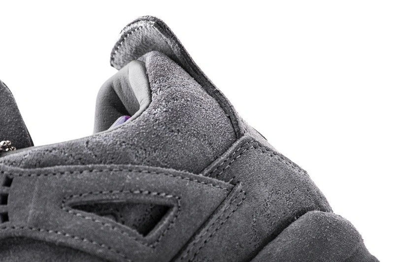 Air Jordan 4 Retro Kaws  930155-003