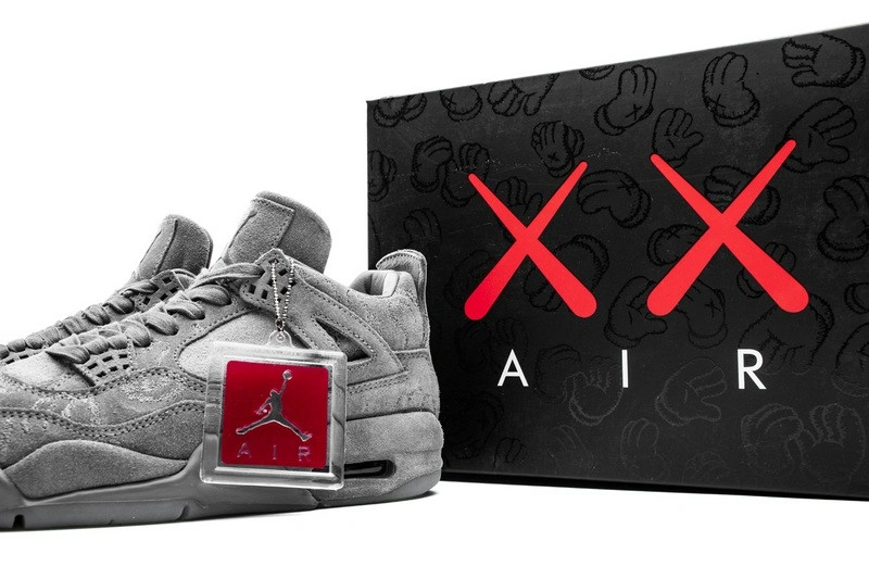 Air Jordan 4 Retro Kaws  930155-003