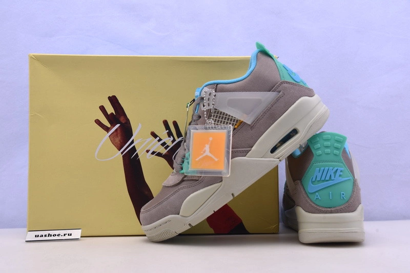 Air Jordan 4 Retro SP 