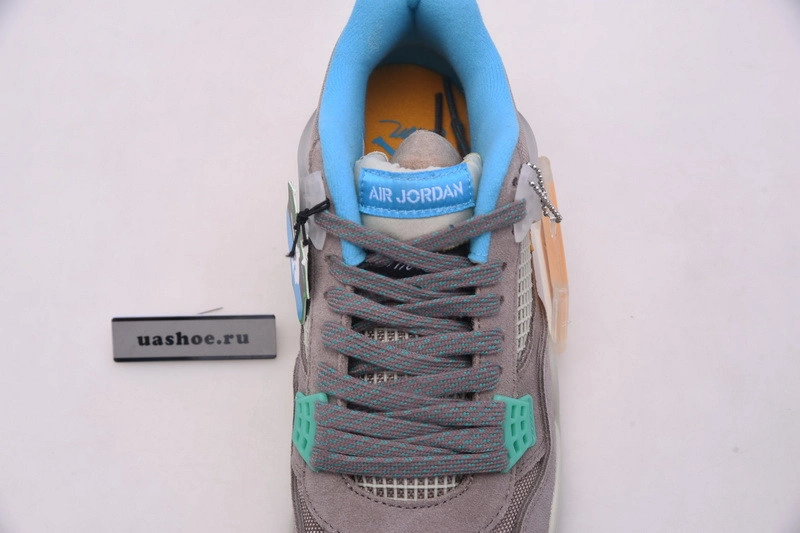 Air Jordan 4 Retro SP 