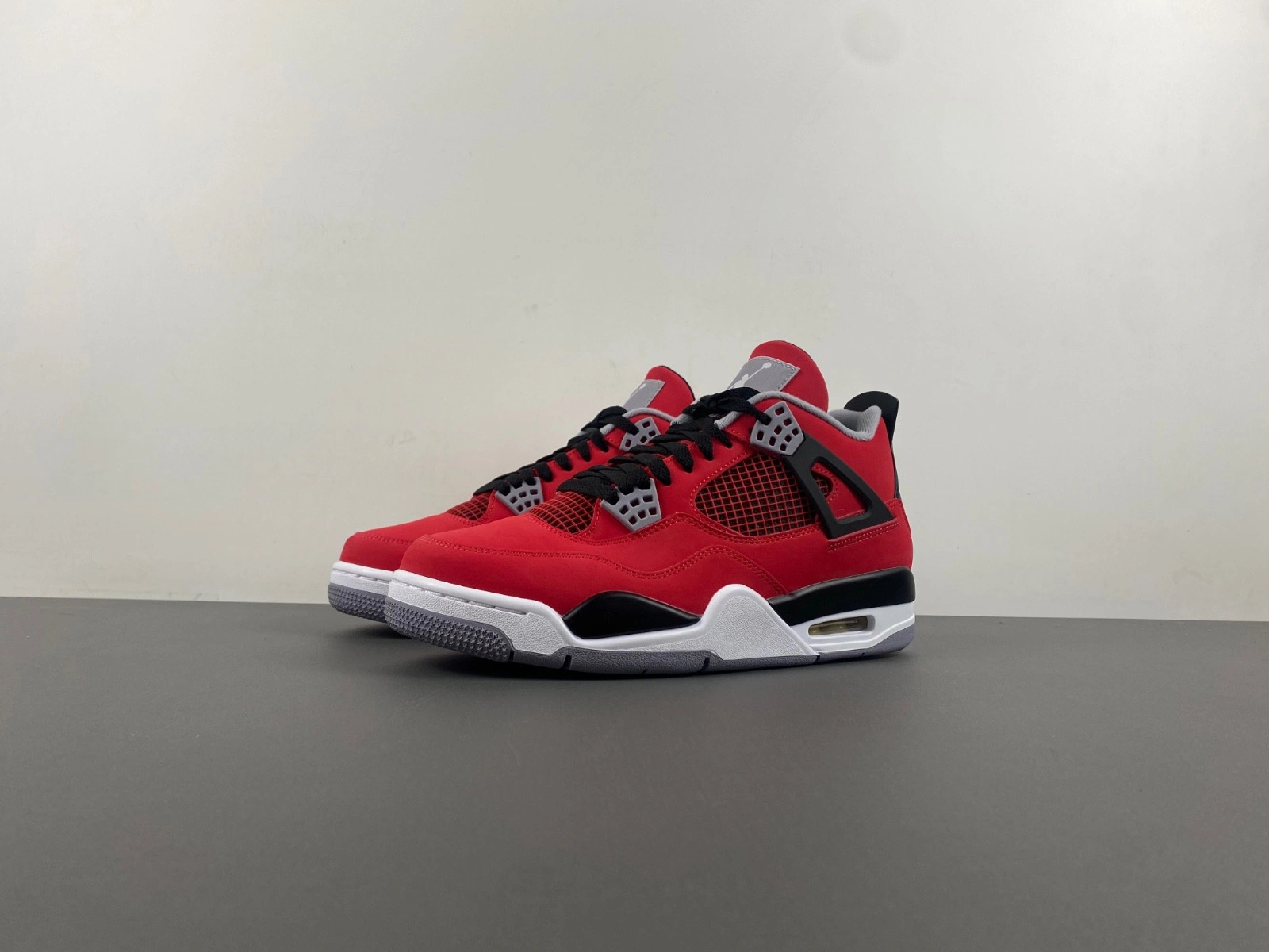 Air Jordan 4 Retro 'Toro Bravo' - Air Jordan - 308497 603