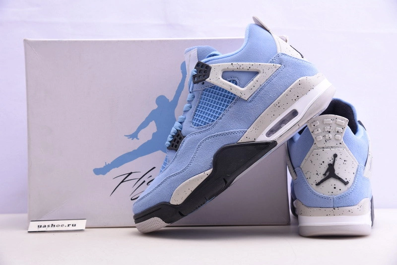 Air Jordan 4 Retro 