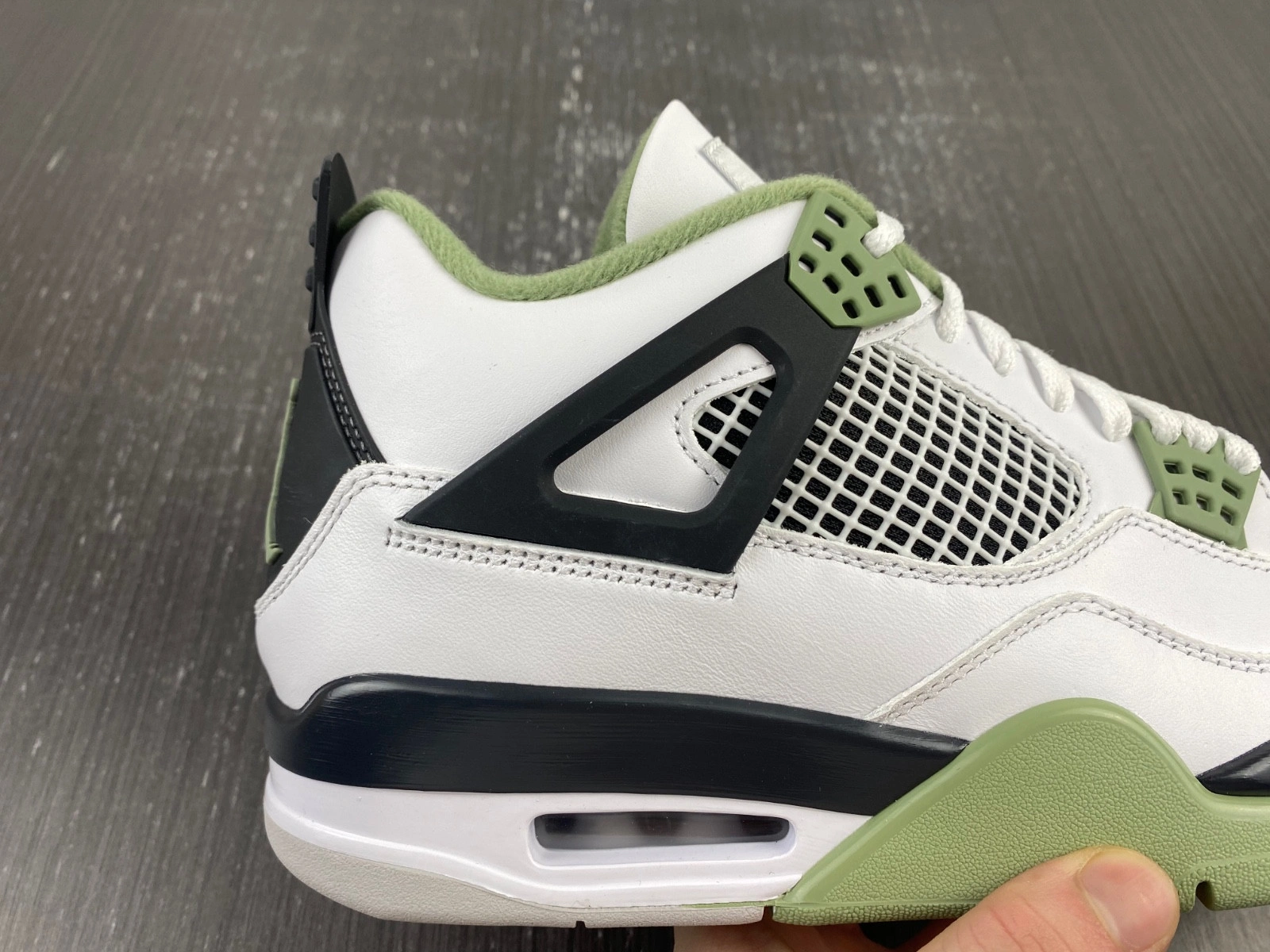 Air Jordan 4 Seafoam Oil Green WMNS AQ9129-103