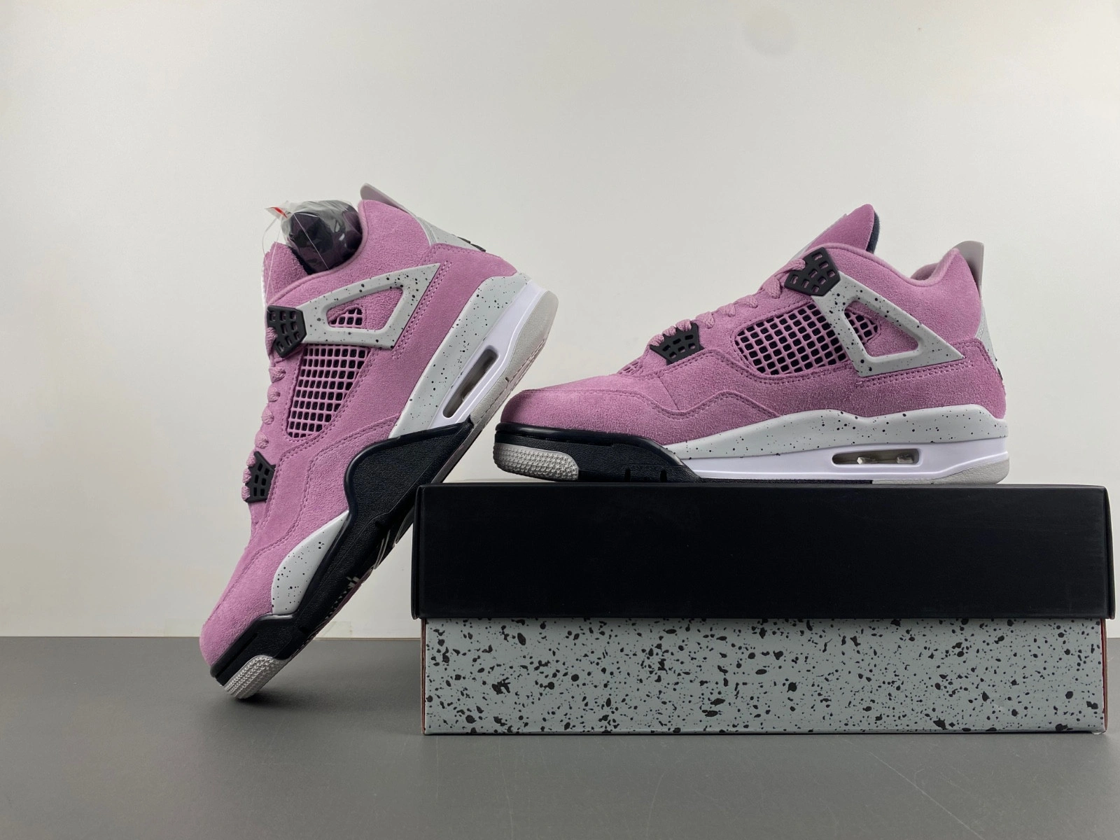 Air Jordan 4 WMNS Orchid  AQ9129-501