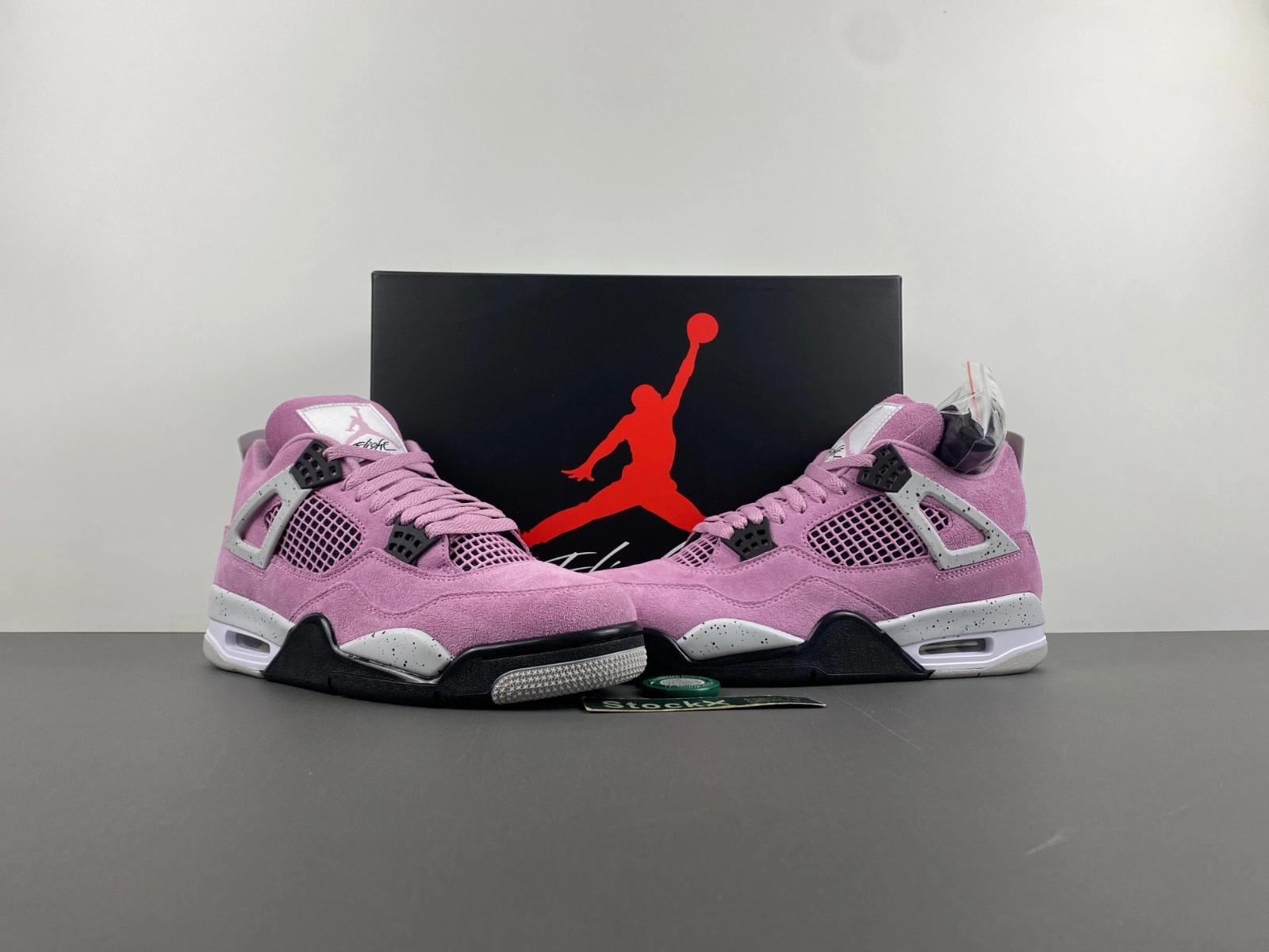 Air Jordan 4 WMNS Orchid  AQ9129-501