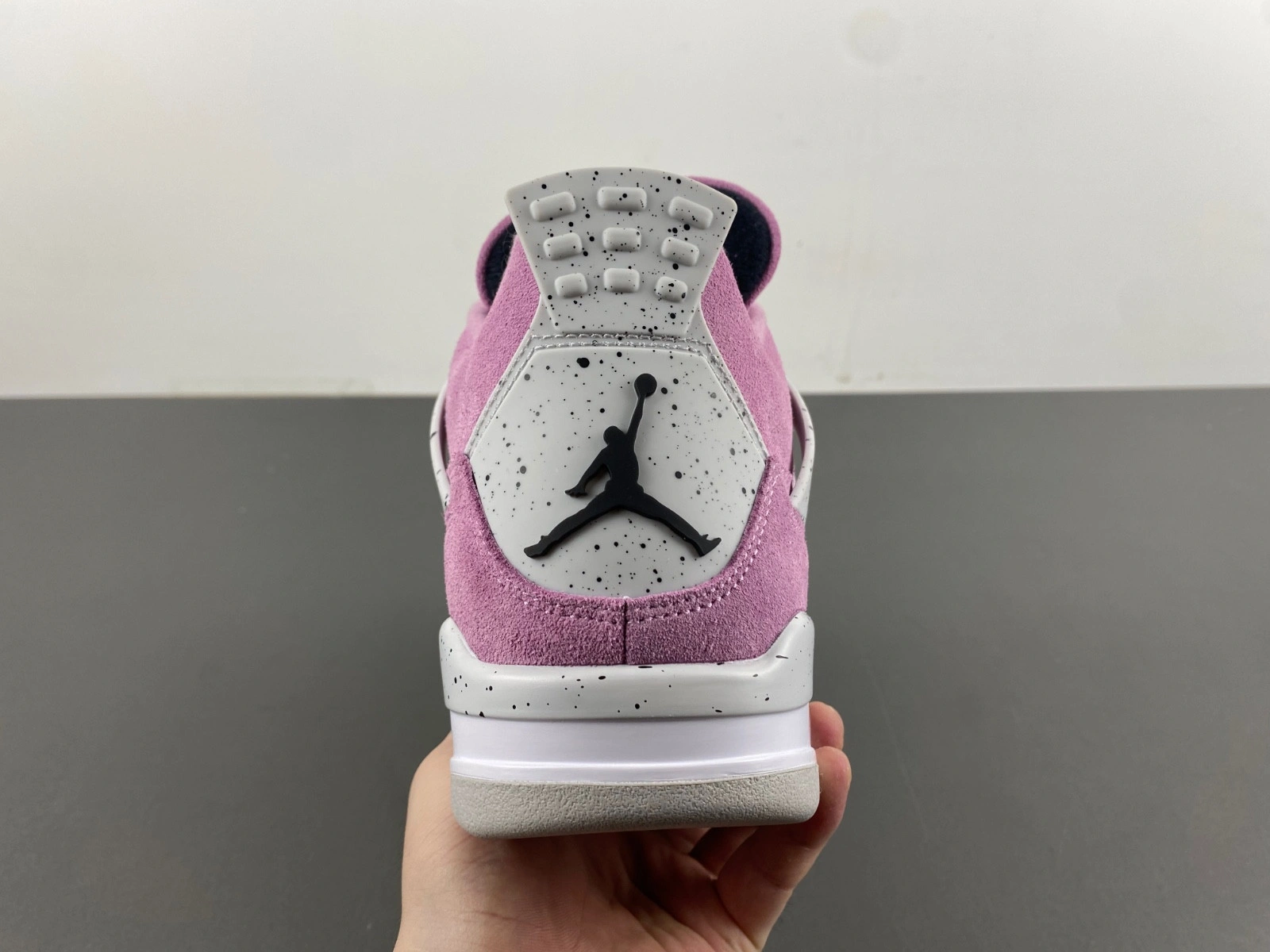 Air Jordan 4 WMNS Orchid  AQ9129-501
