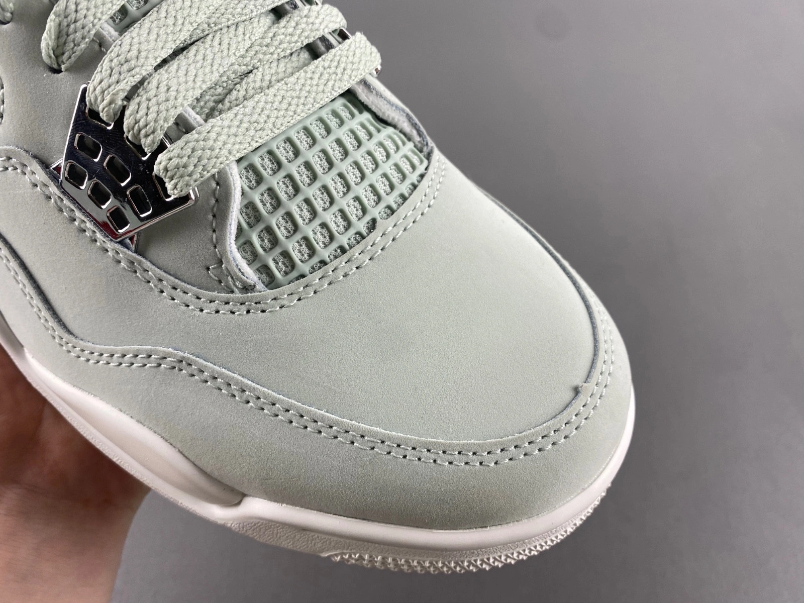 Air Jordan 4 WMNS 
