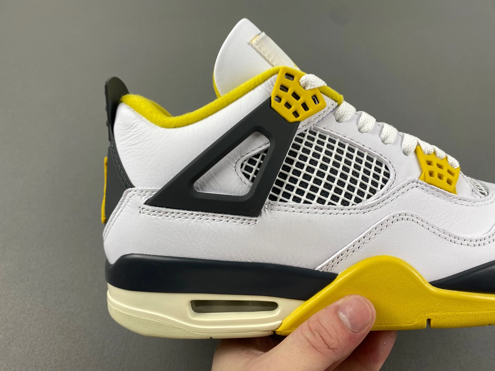 Air Jordan 4 Womens 