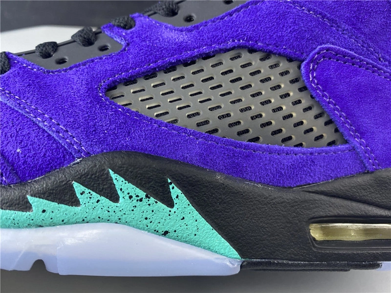 Air Jordan 5 “Alternate Grape”  136027-500