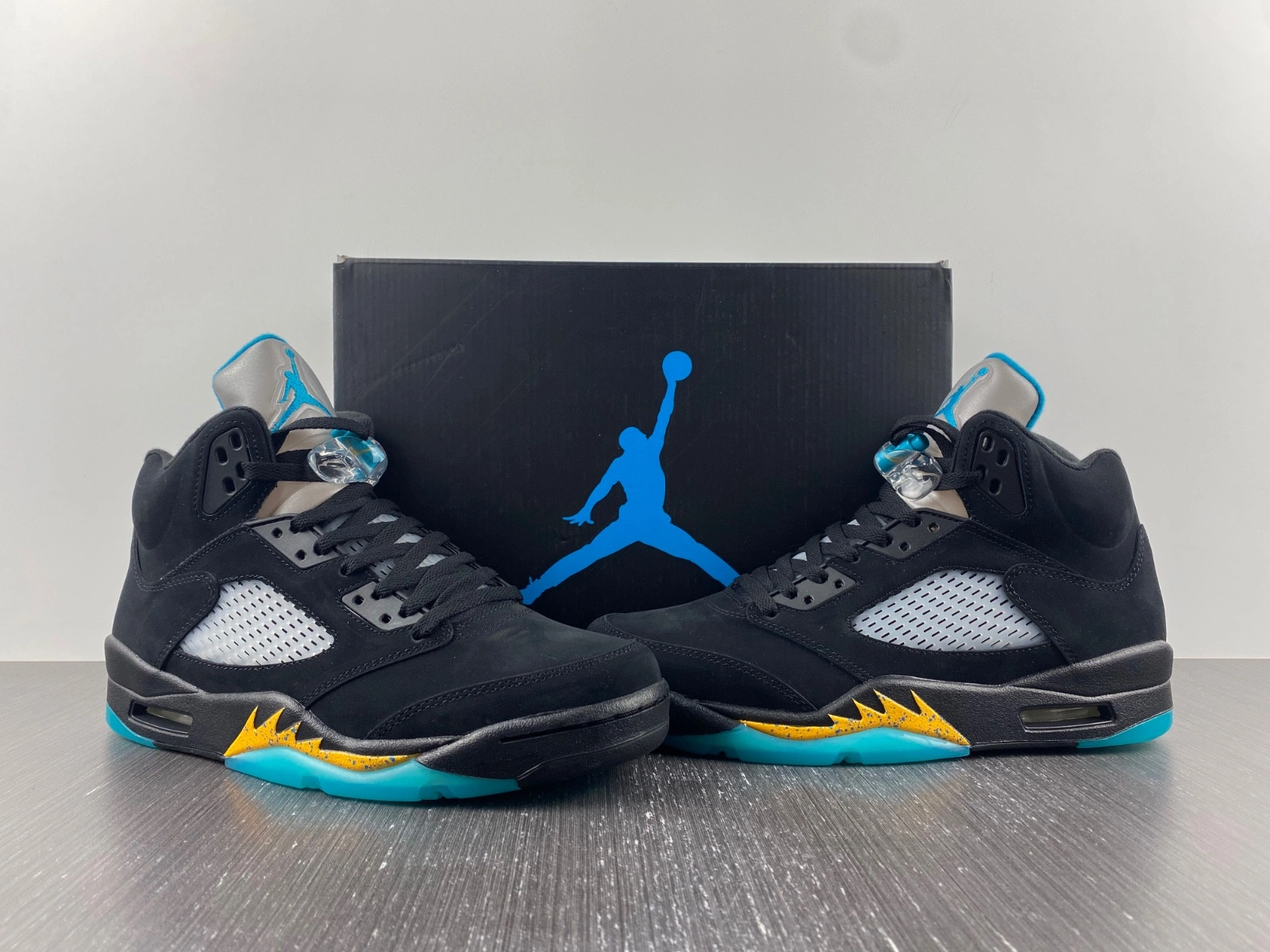 Air Jordan 5 