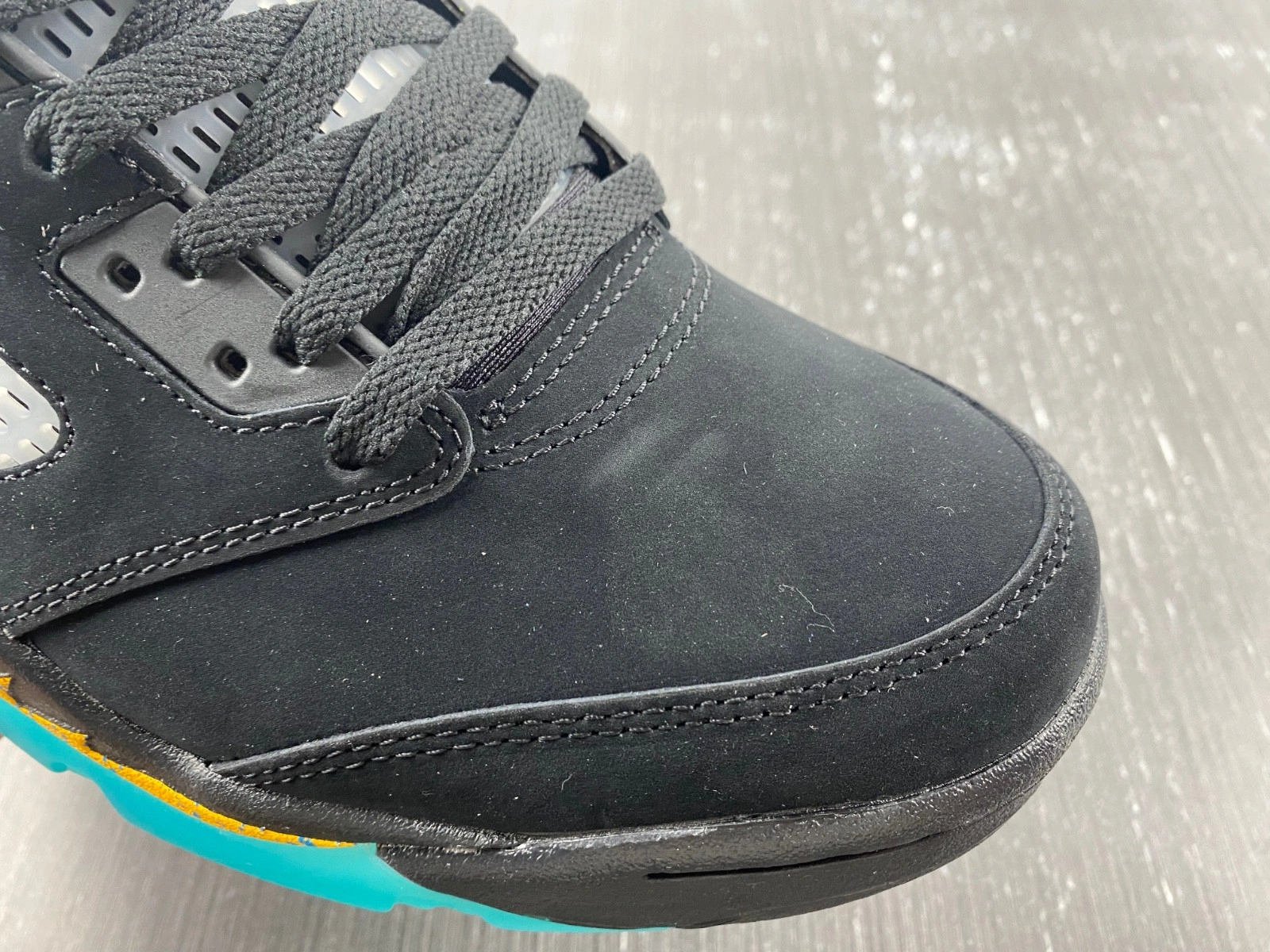 Air Jordan 5 