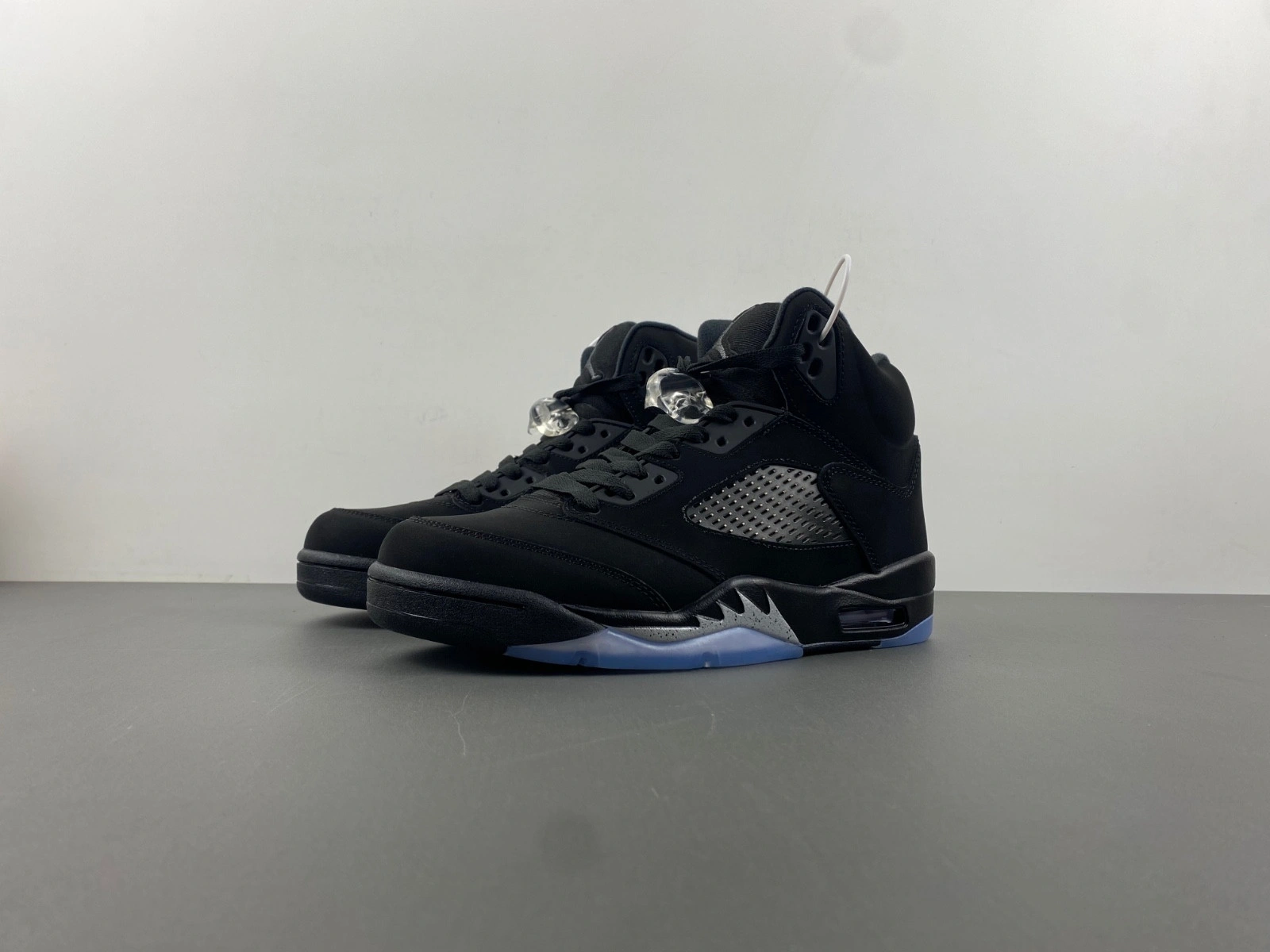 Air Jordan 5 Black Cat FZ2239-001