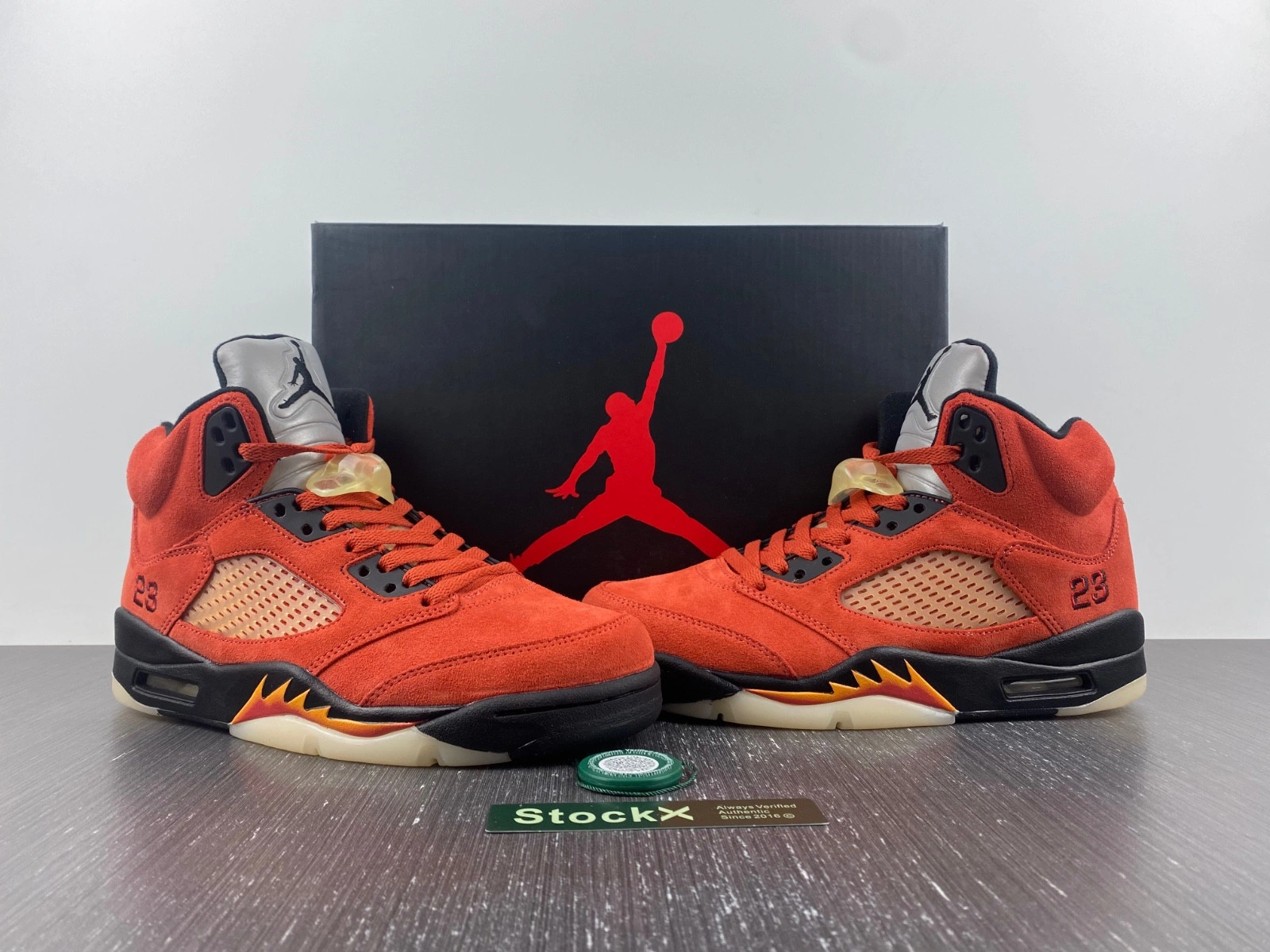 Air Jordan 5 “Dunk On Mars”  DO9336-800