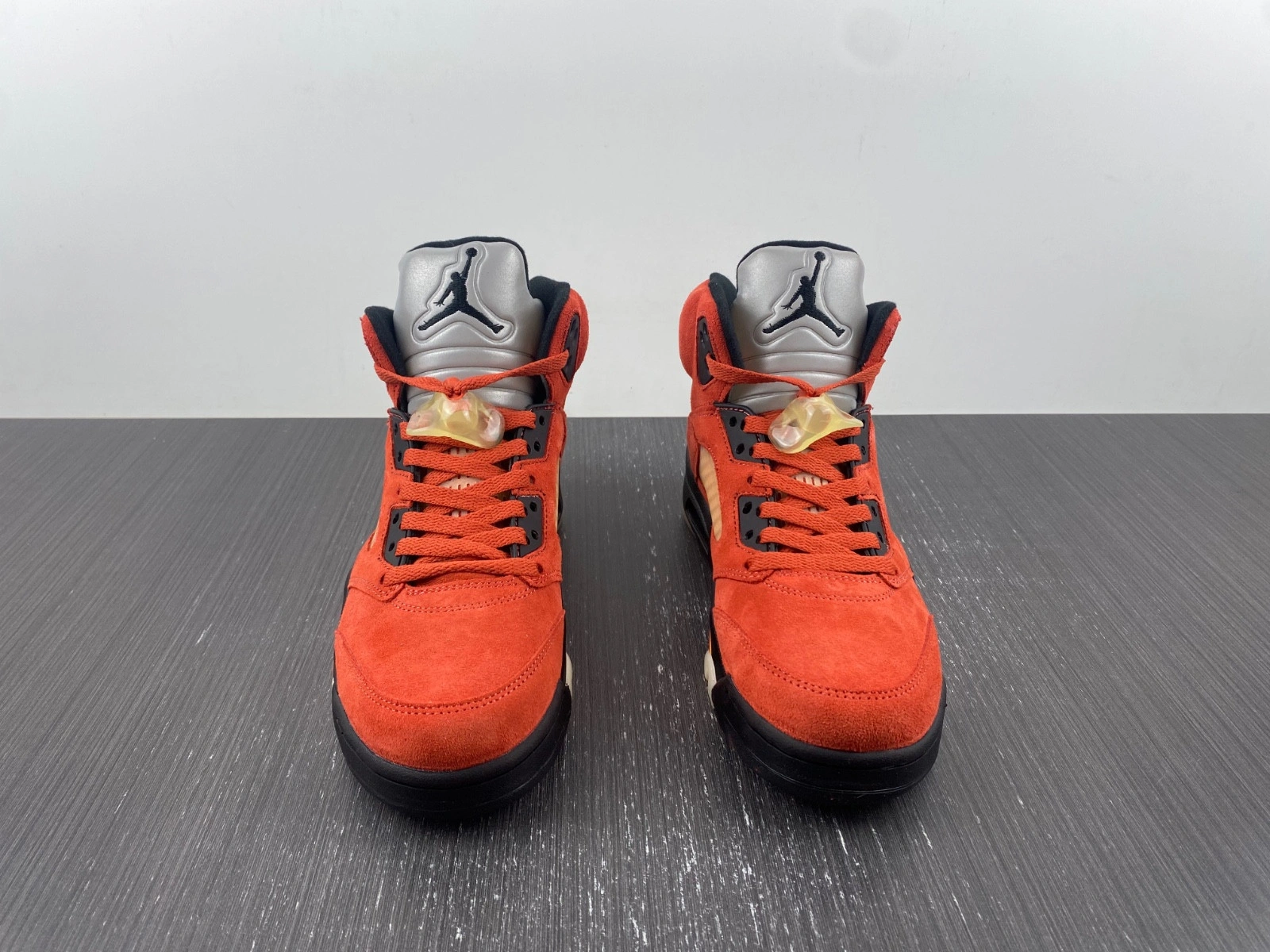 Air Jordan 5 “Dunk On Mars”  DO9336-800