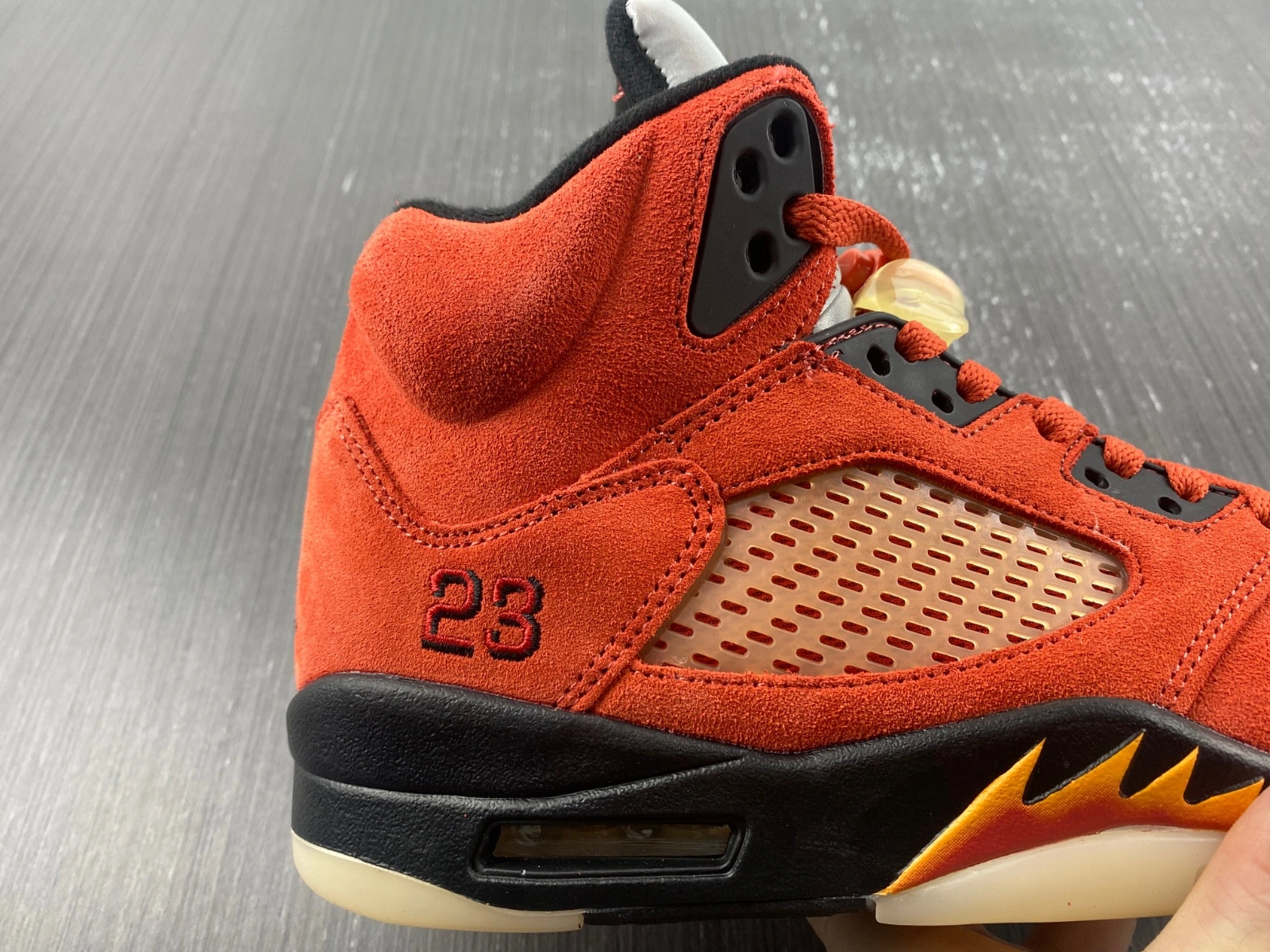 Air Jordan 5 “Dunk On Mars”  DO9336-800