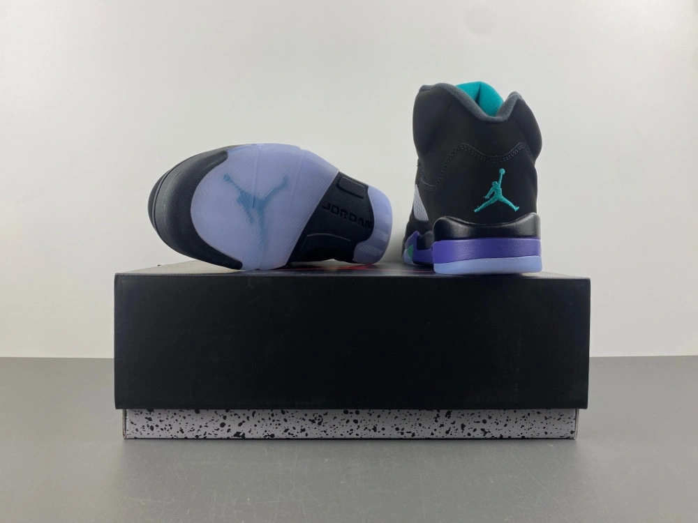 Air Jordan 5 Retro 'Black Grape'  136027-007
