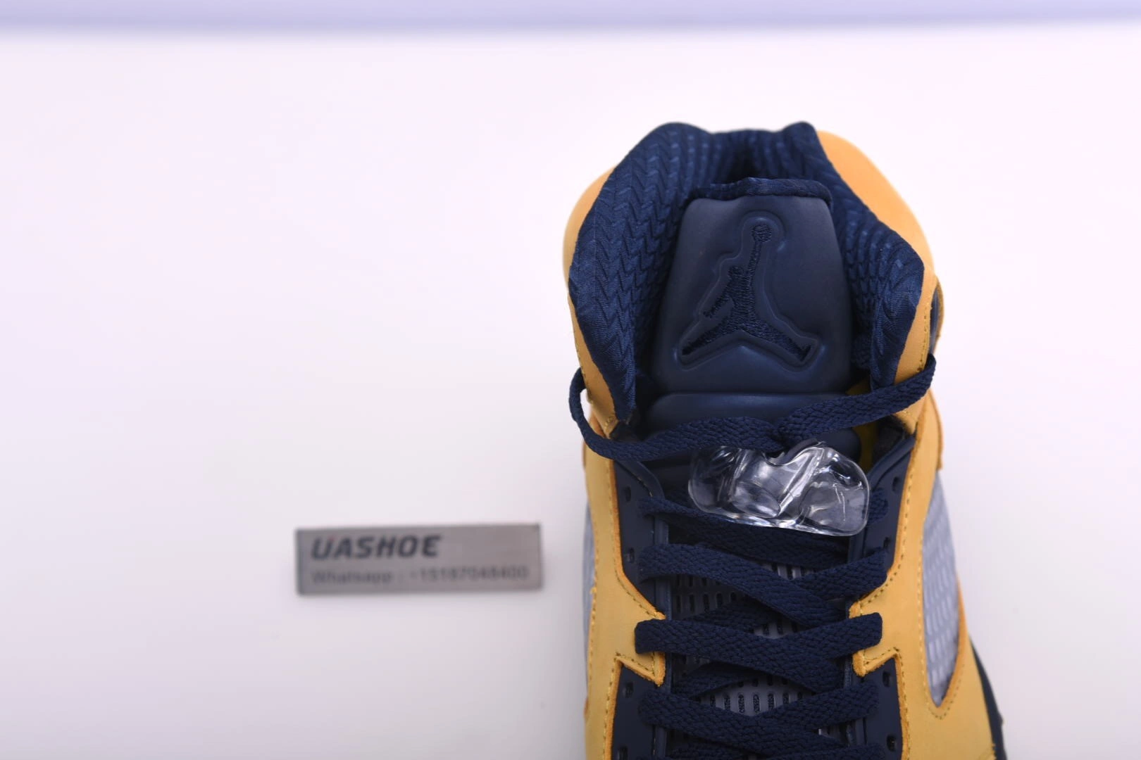Air Jordan 5 Retro Michigan (2019)  CQ9541-704