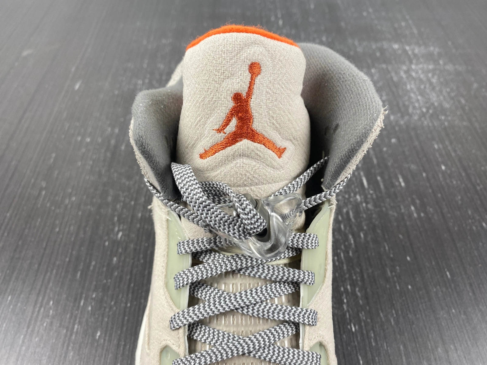Air Jordan 5 Retro SE 