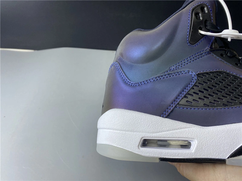 Air Jordan 5 WMNS “Oil Grey”  CD2722-001