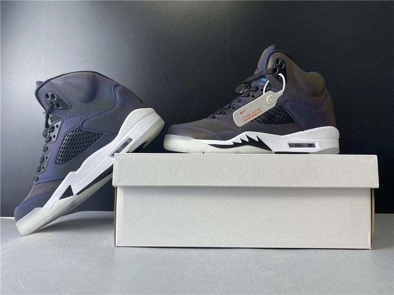 Air Jordan 5 WMNS “Oil Grey”  CD2722-001