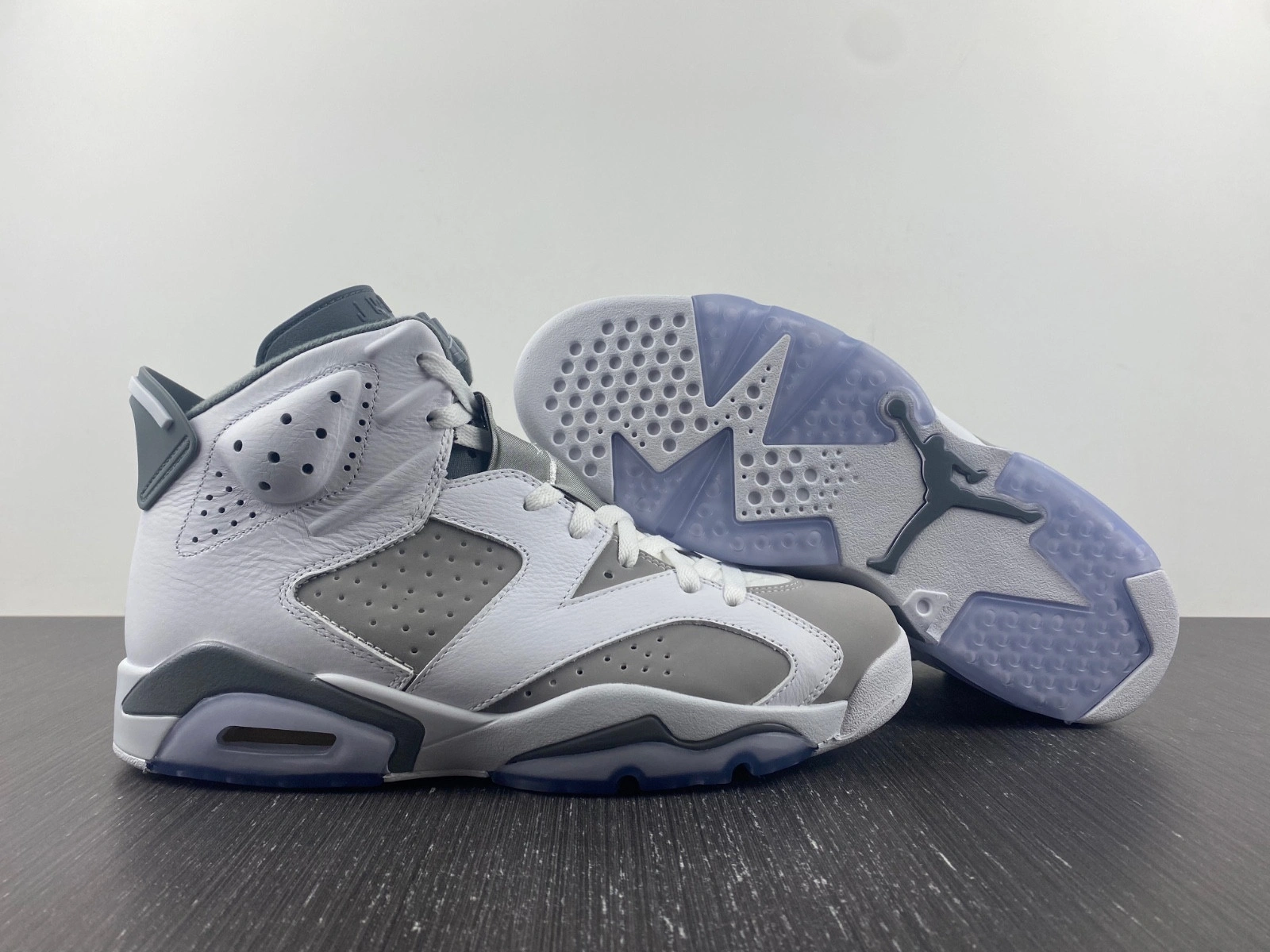 Air Jordan 6 