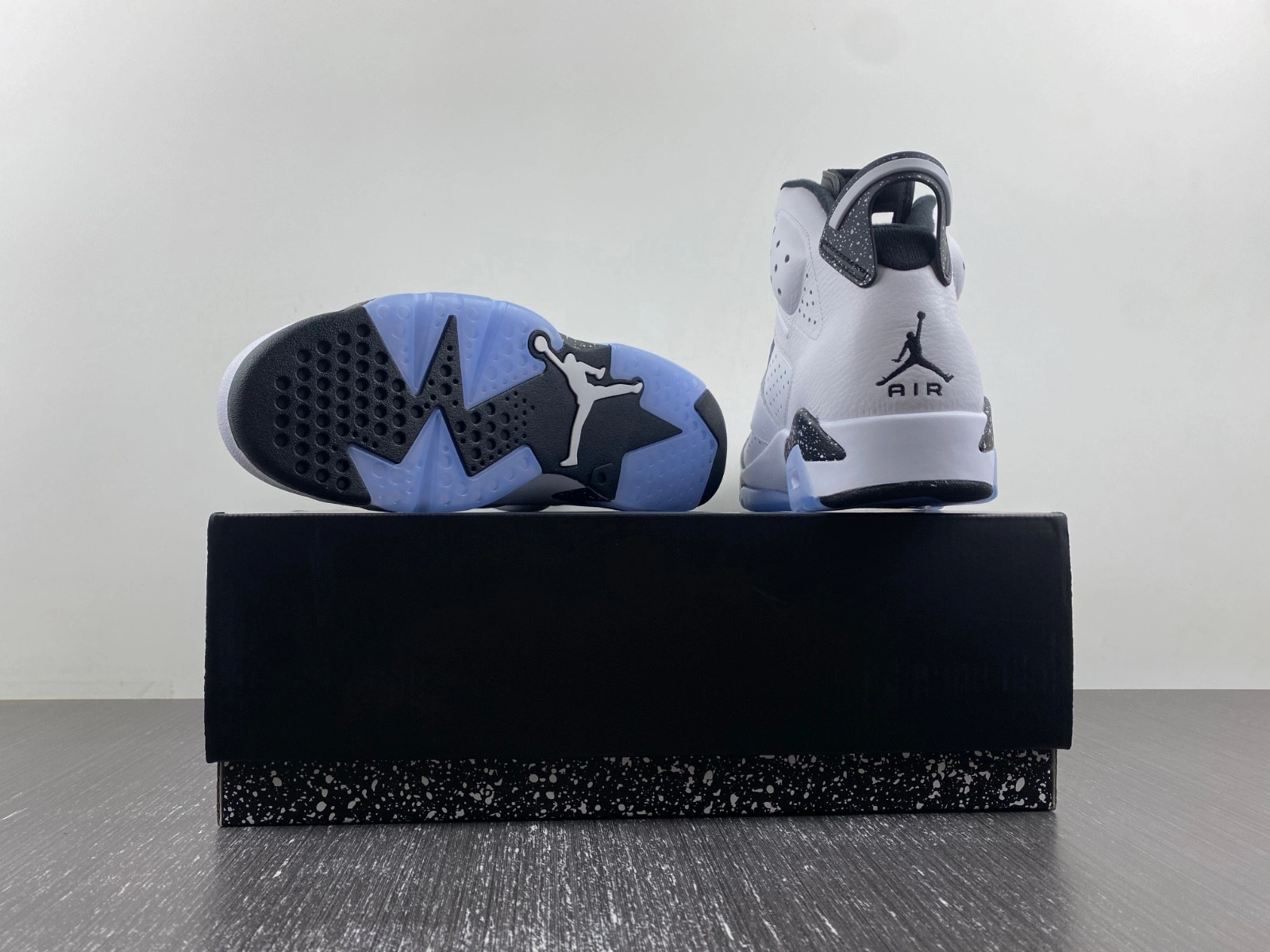 Air Jordan 6 