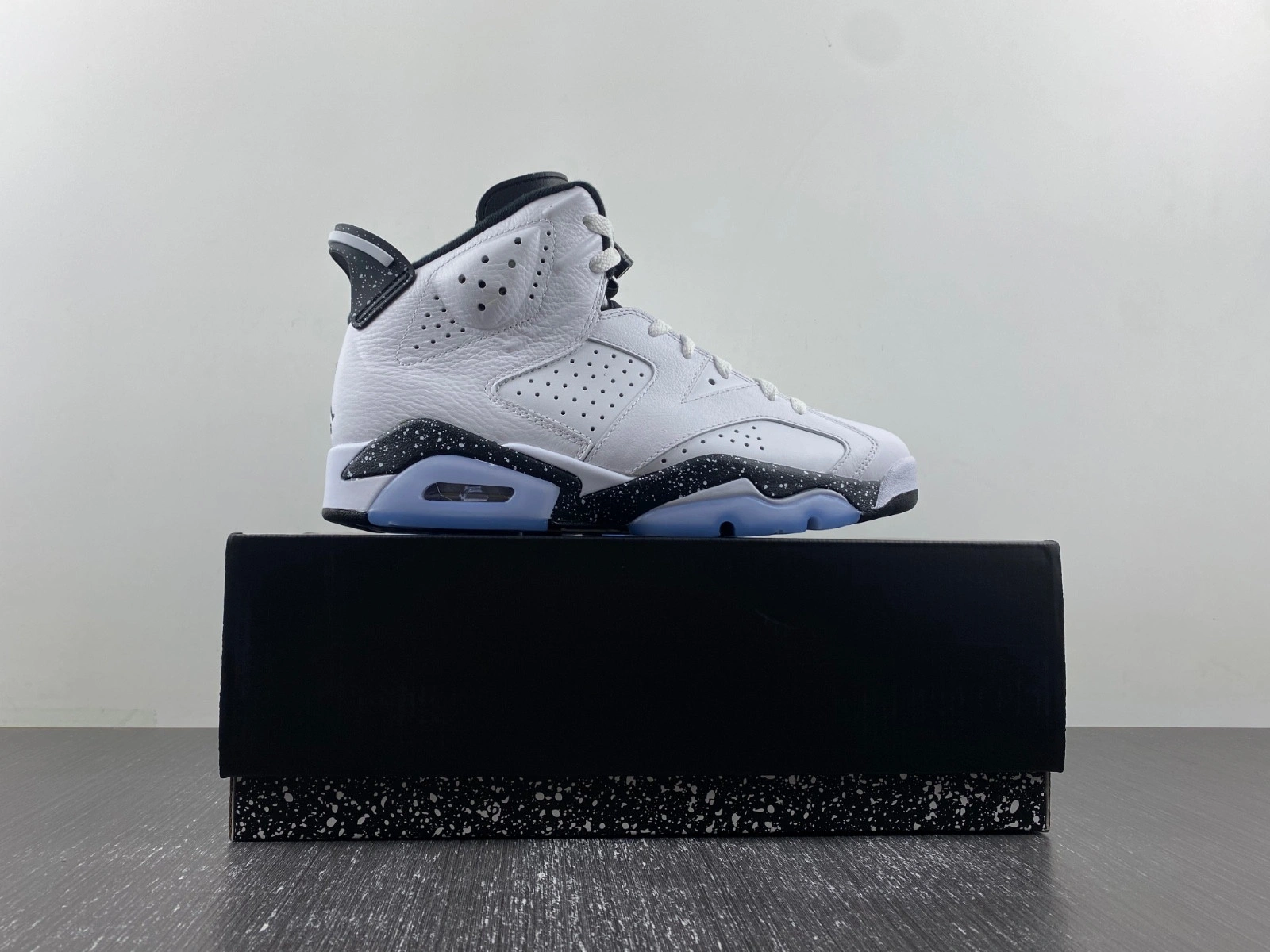 Air Jordan 6 
