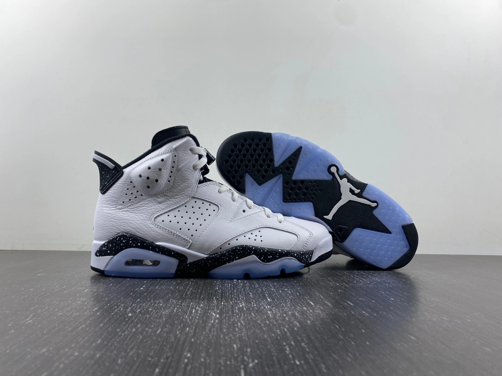 Air Jordan 6 