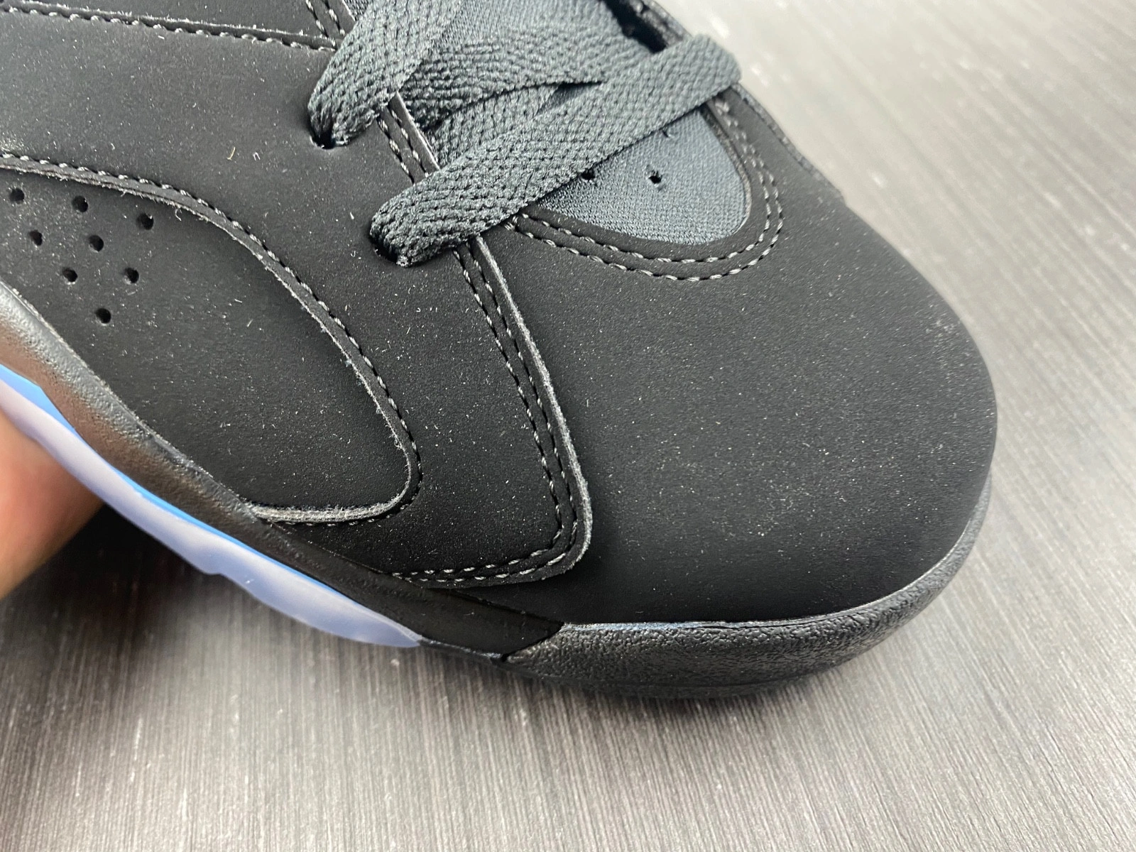Air Jordan 6 “University Blue”  384664-006