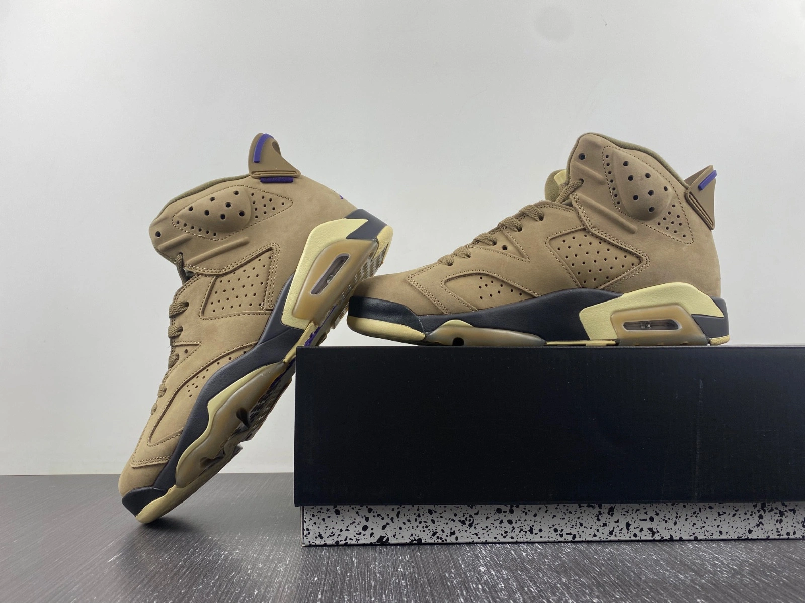 Air Jordan 6 WMNS Gore-Tex 