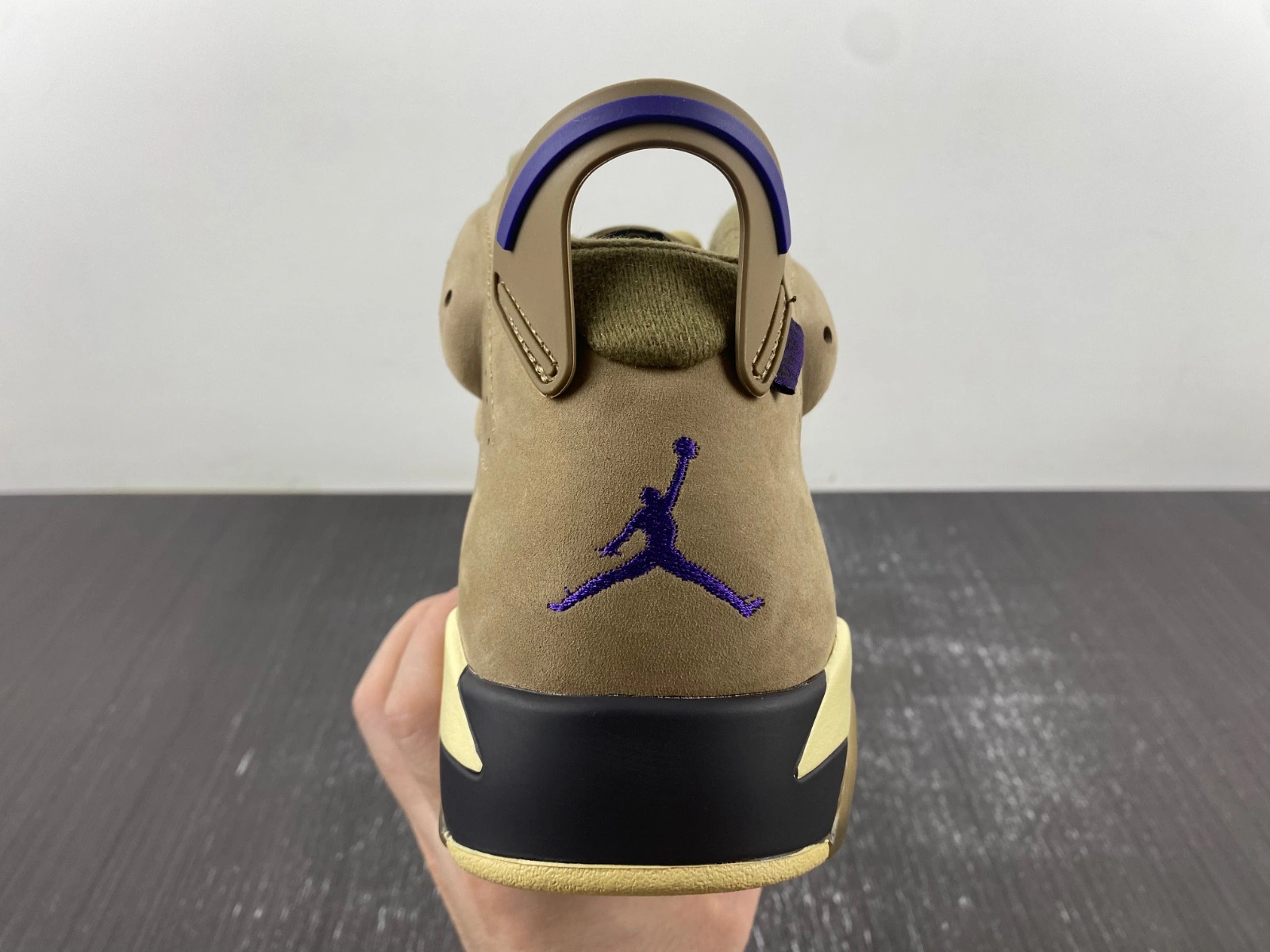 Air Jordan 6 WMNS Gore-Tex 