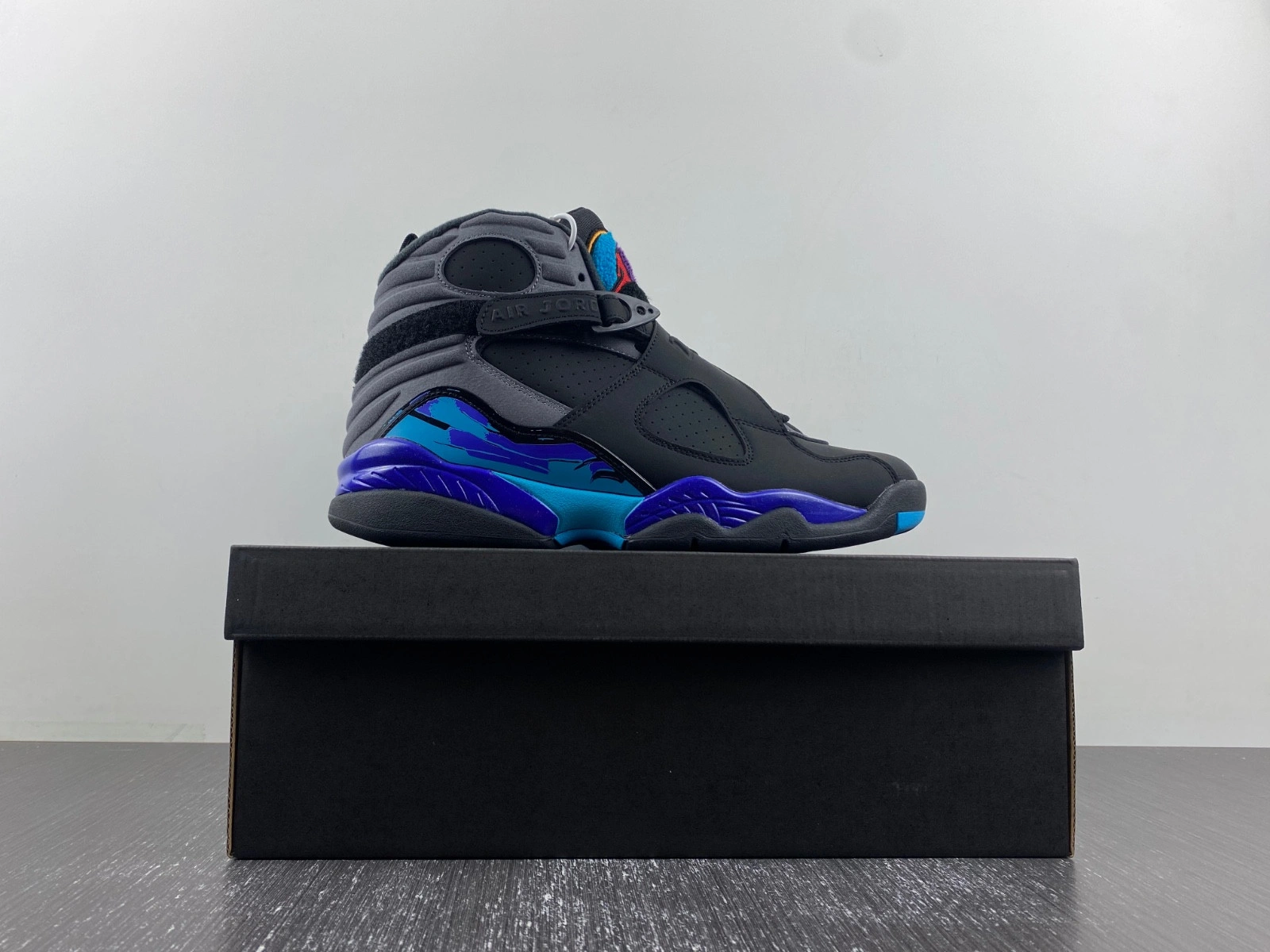 Air Jordan 8 Retro 'Aqua' 2015 305381-025