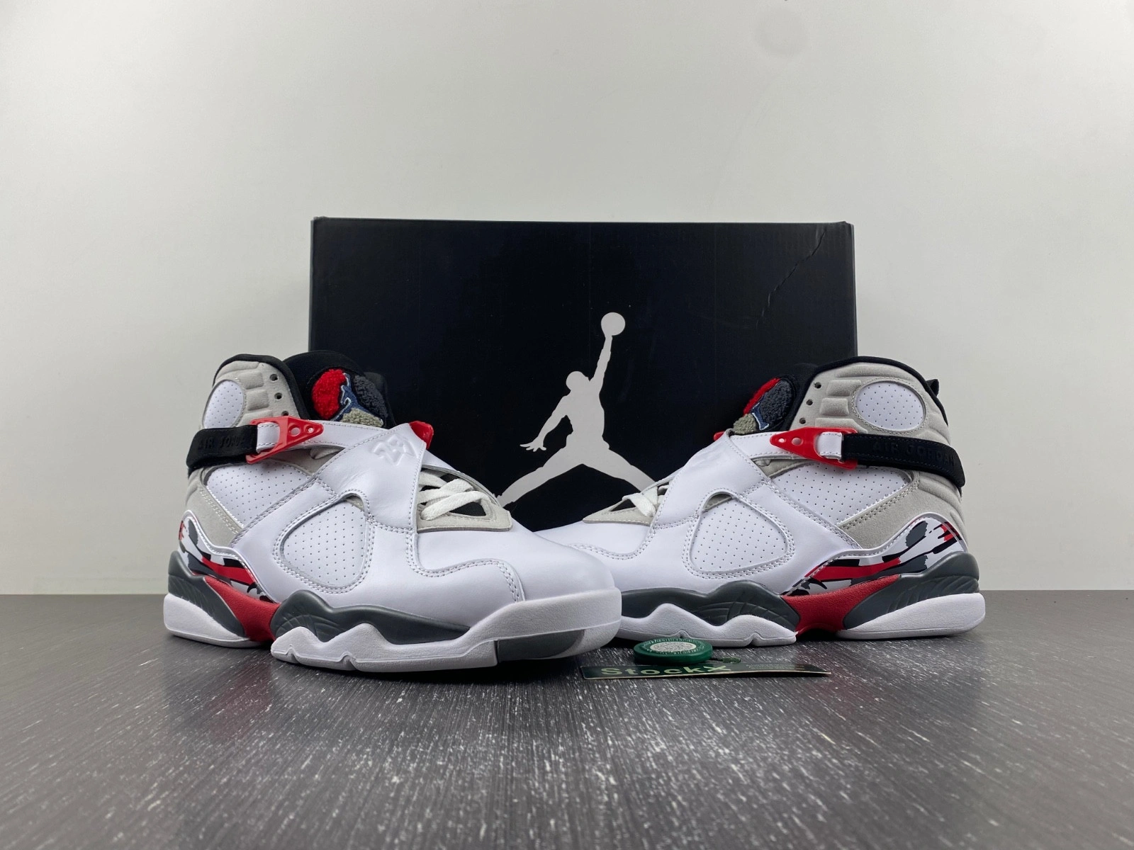 Air Jordan 8 Retro 'Bugs Bunny' 2013 305381-103