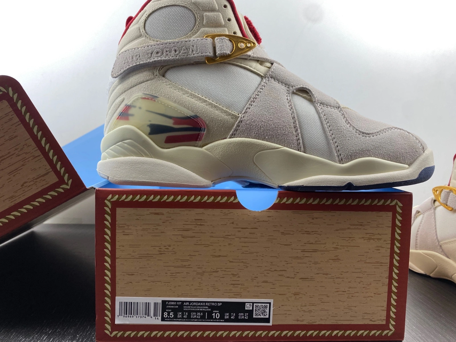 Air Jordan 8 Retro x SoleFly 'Diamond Turf' FJ2850-107