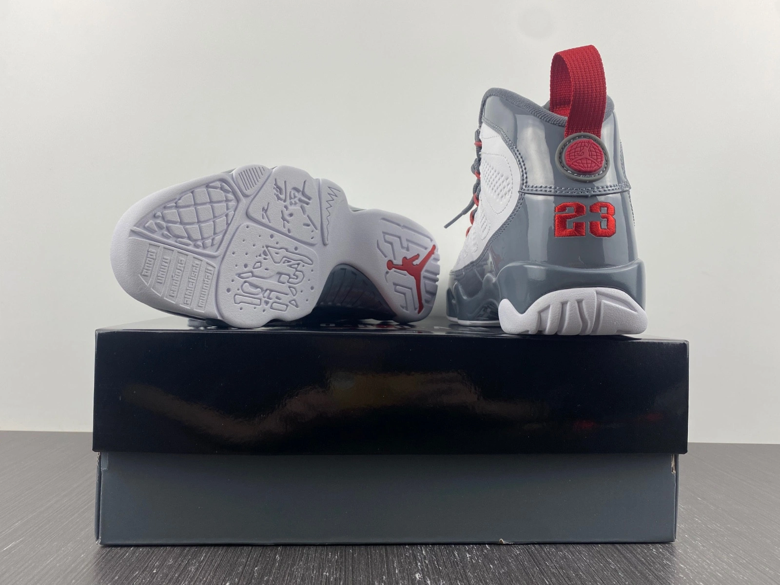 Air Jordan 9 Fire Red CT8019-162