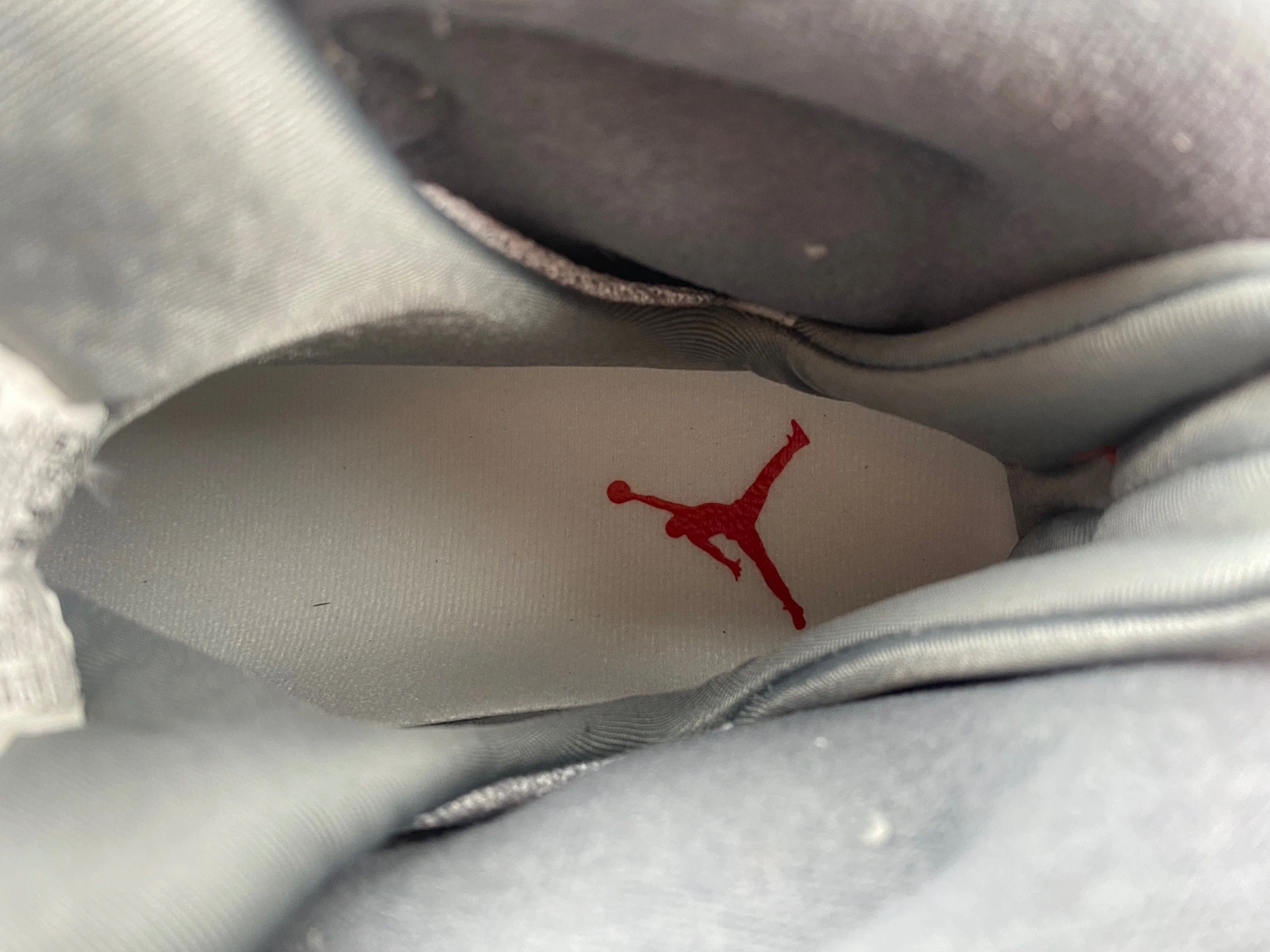 Air Jordan 9 Fire Red CT8019-162