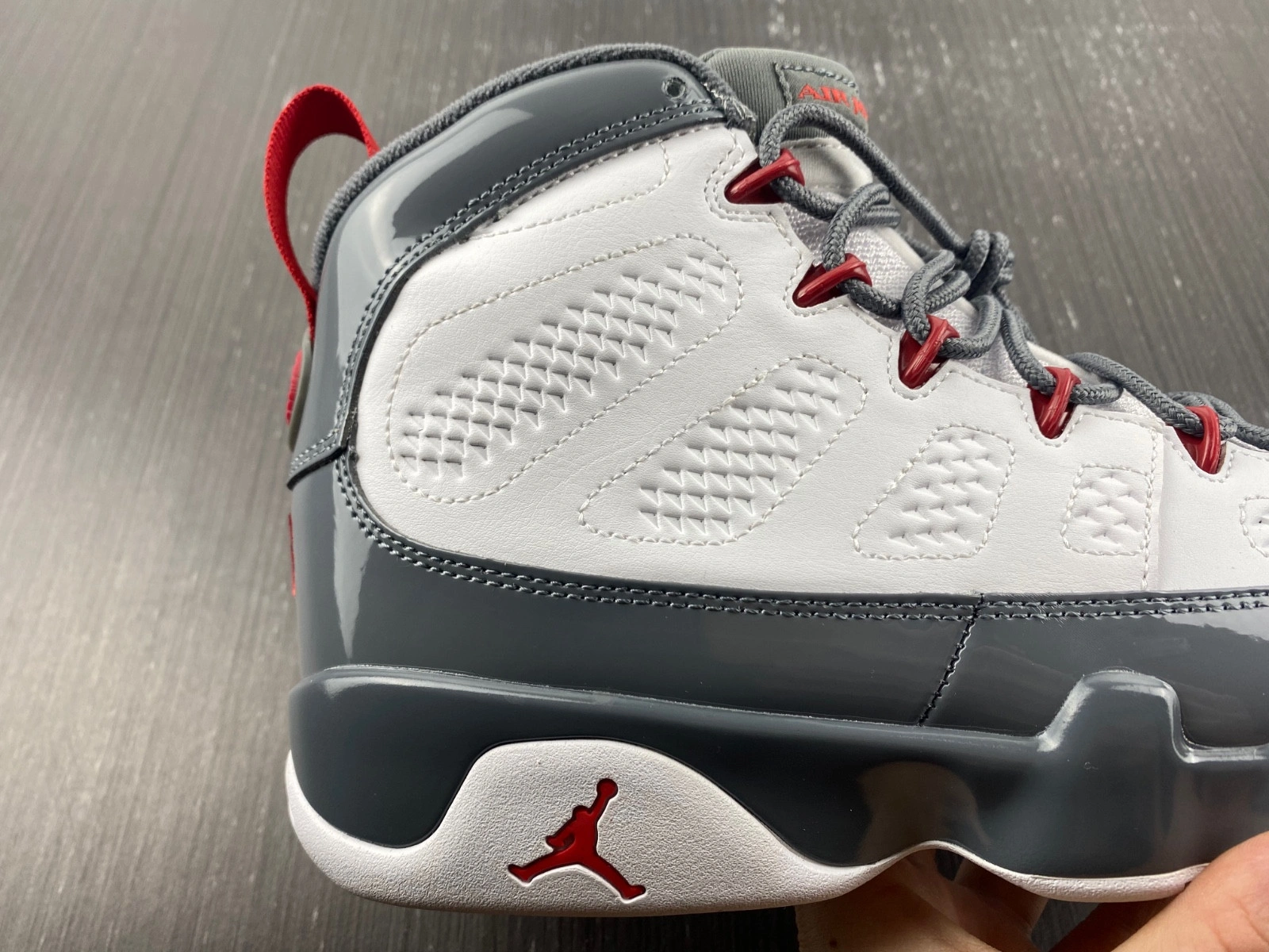 Air Jordan 9 Fire Red CT8019-162