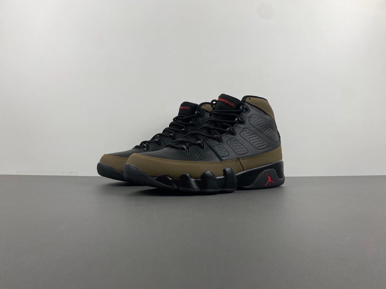 Air Jordan 9 "Olive" Holiday  HV4794-030