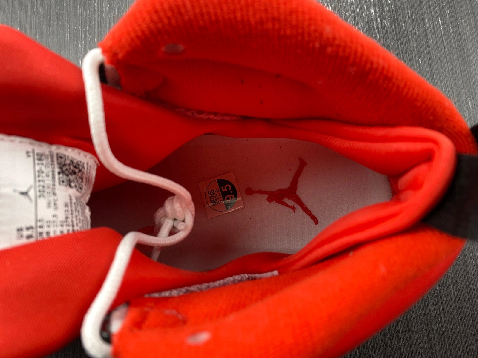 Air Jordan 9 White Gym Red Red Black  302370-160L