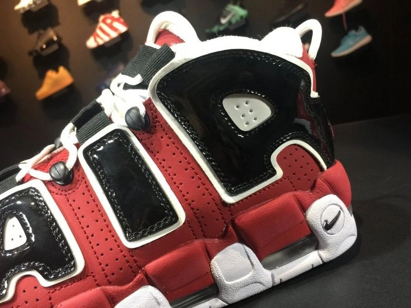 Air More Uptempo Bulls Hoops Pack (2017)   921948-600