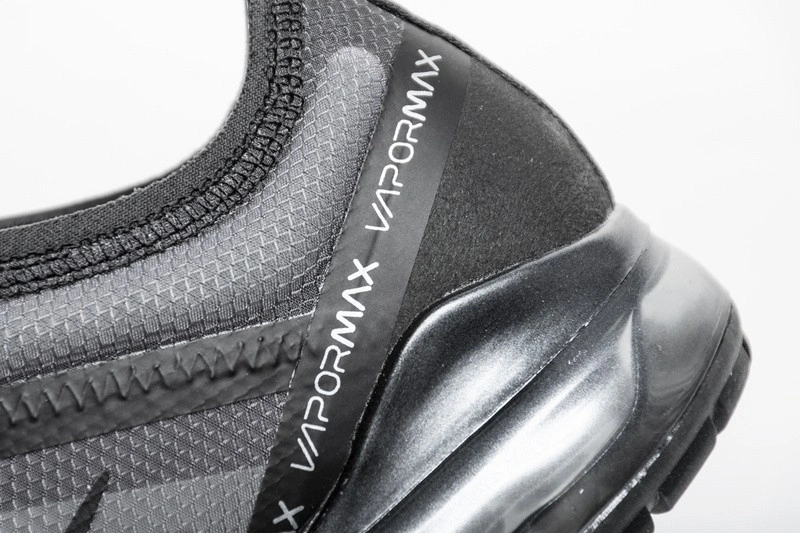 Air VaporMax 2019 Triple Black AR6631-004