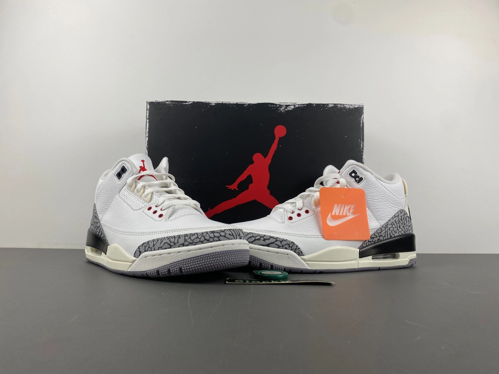 Air jordan 3 Retro 'White Cement'  DN3707-100