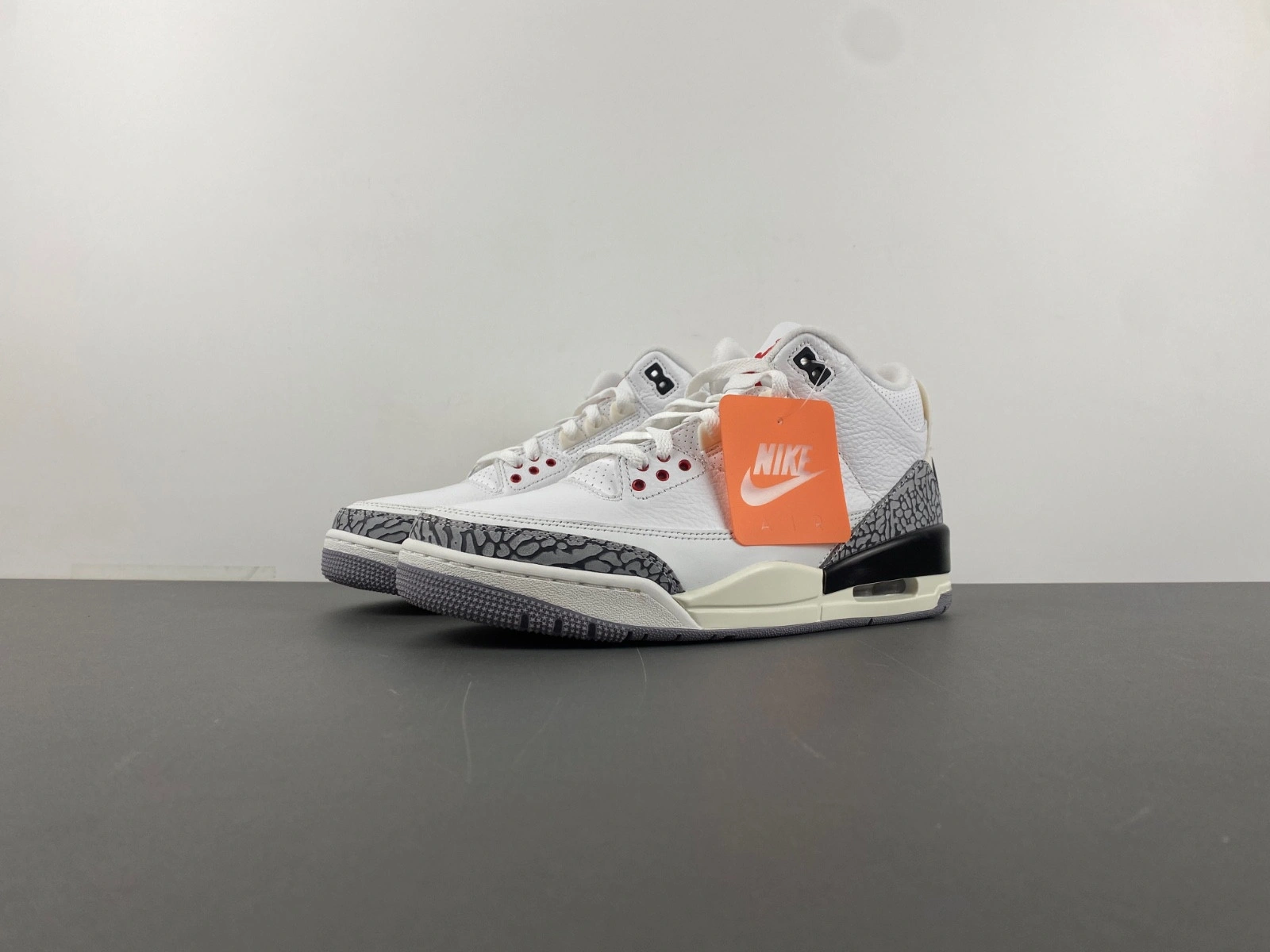 Air jordan 3 Retro 'White Cement'  DN3707-100