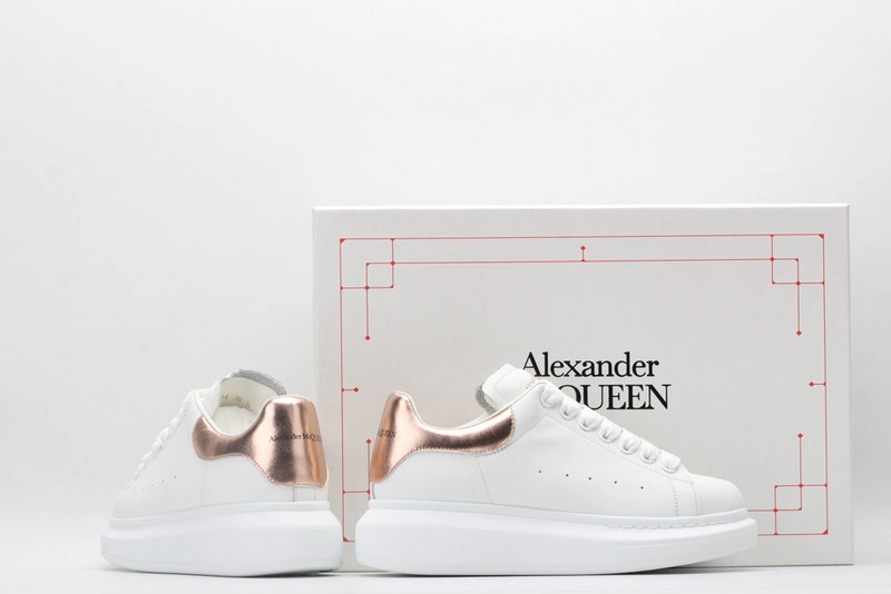 Alex  McQ