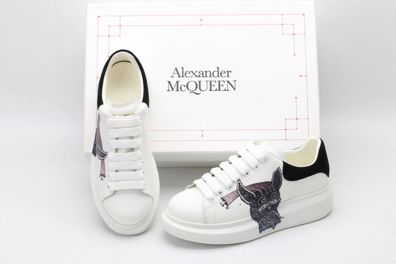Alex  McQ