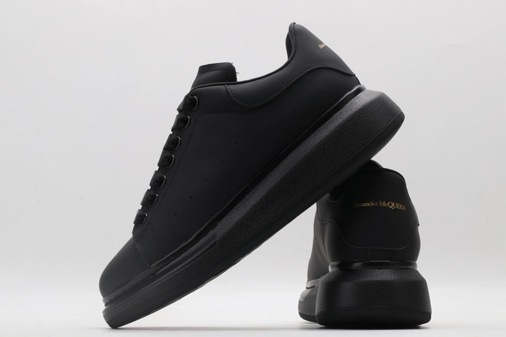 Alexander mcqueen all black