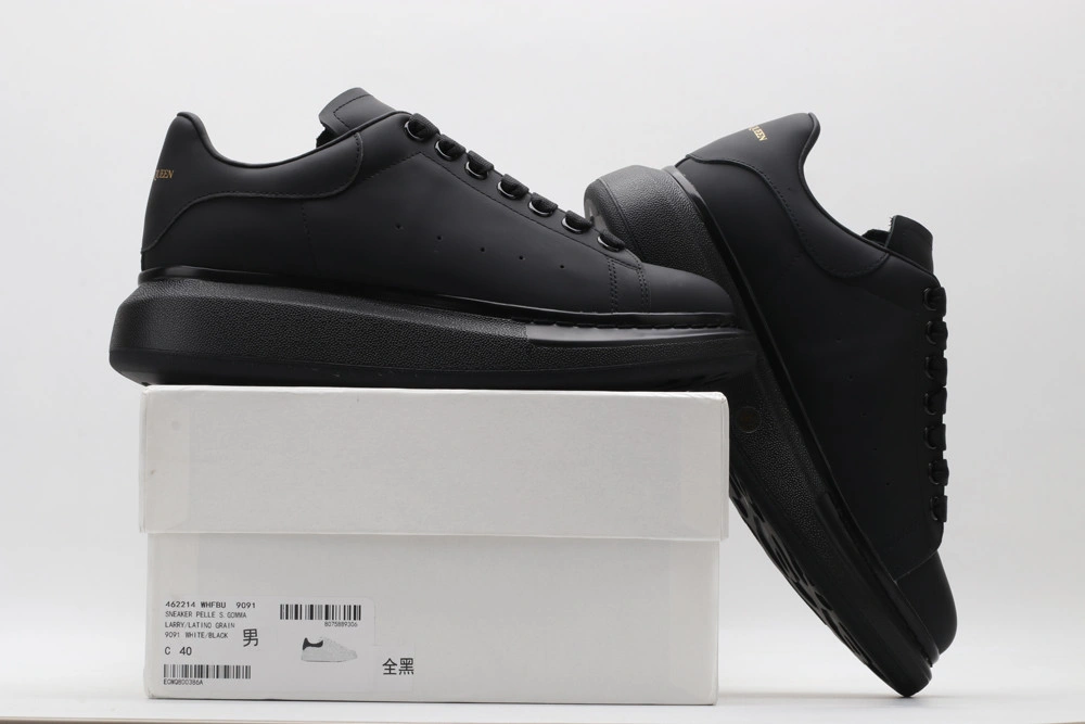 Alexander mcqueen all black