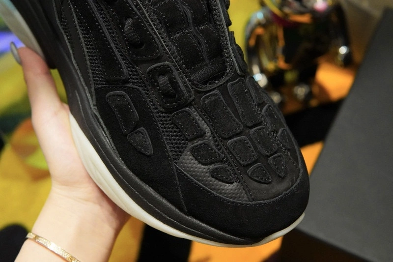 Amiri Sneakers