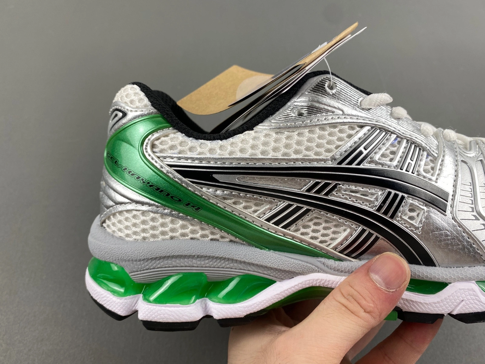 Asics gel-kayano 14  White Malachite Green 1201A019-110