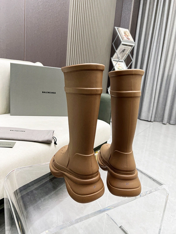 BALENCIAGA  Croc Rubber Rain Boots BROWN